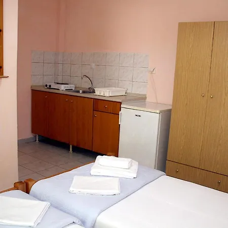 بيت ضيافة Lemonia