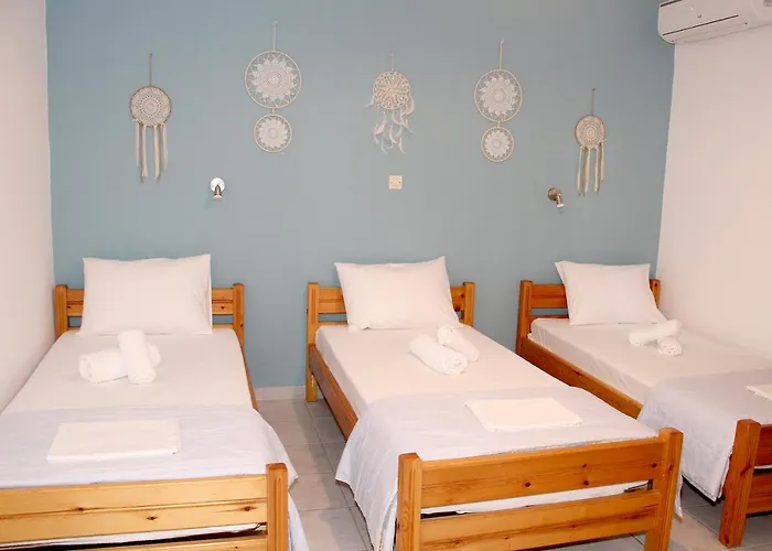 Pensión Lemonia Paralía